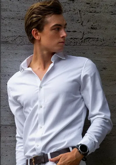 Browse custom tailored shirts and fabrics.